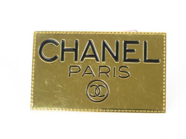 CHANEL シャネル ブローチ ロゴプレート アクセサリー お洒落な