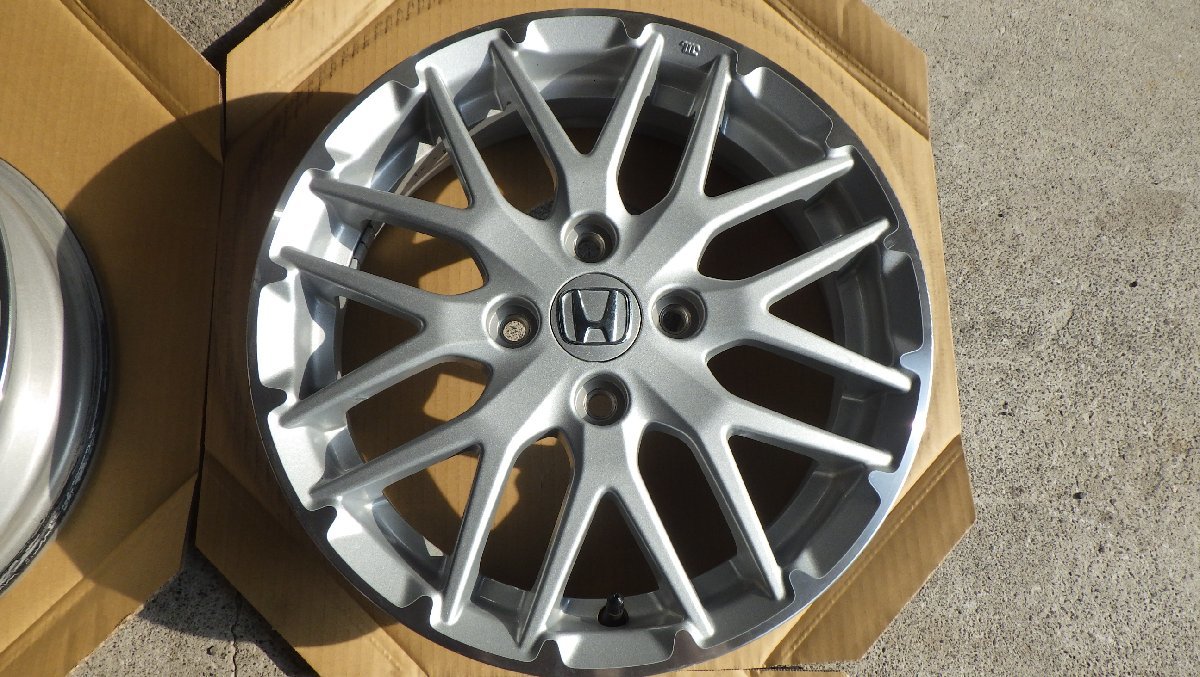 綺麗です。ホンダ N-BOX純正ホイール(ENKEI製) N-ONE N-WGN 15x4.5J