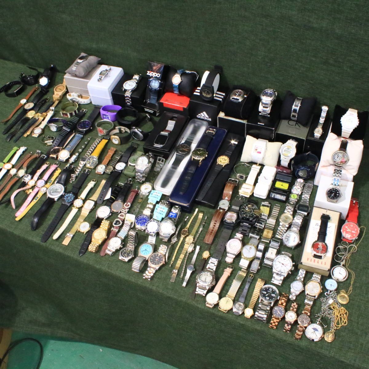 あ//A6027 レディース　メンズ　腕時計　いろいろまとめて117点　電池切れ　ジャンク　G-SHOCK SEIKO CITIZEN テクノス　ディーゼル　他　