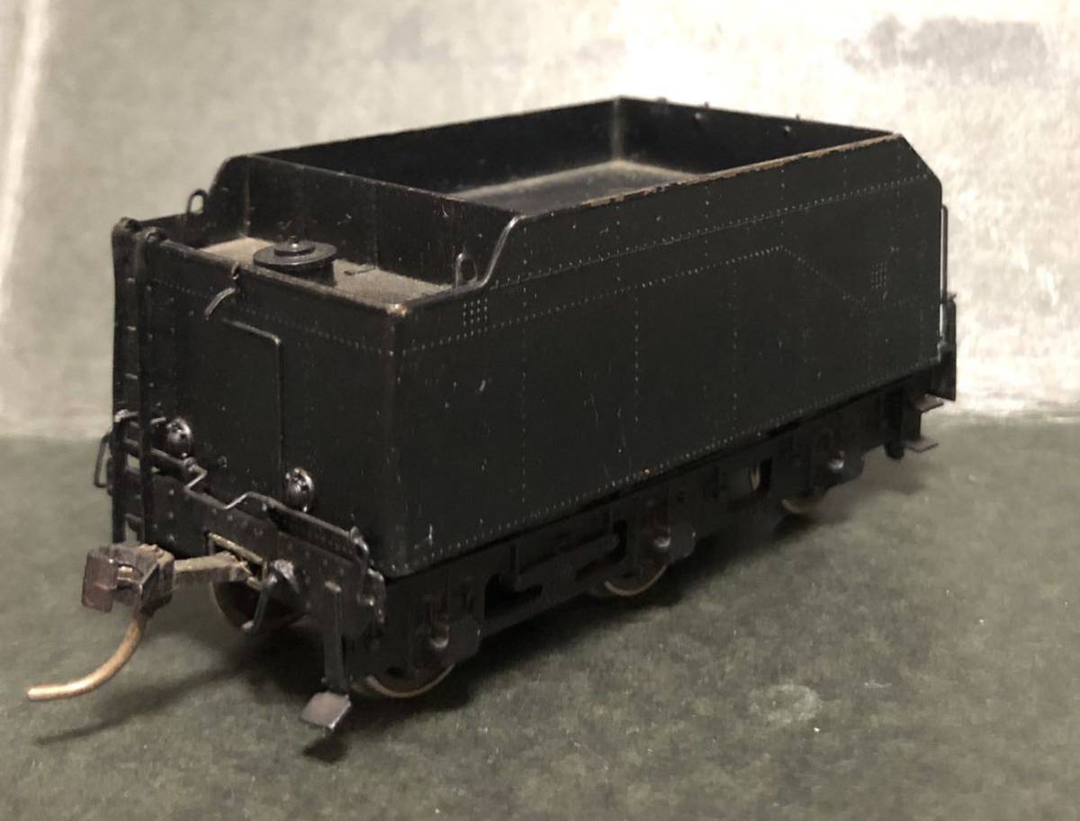 ジャンク 金属製 蒸気機関車 テンダー (HO 16.5mm 1/80) 肩式不明 3軸