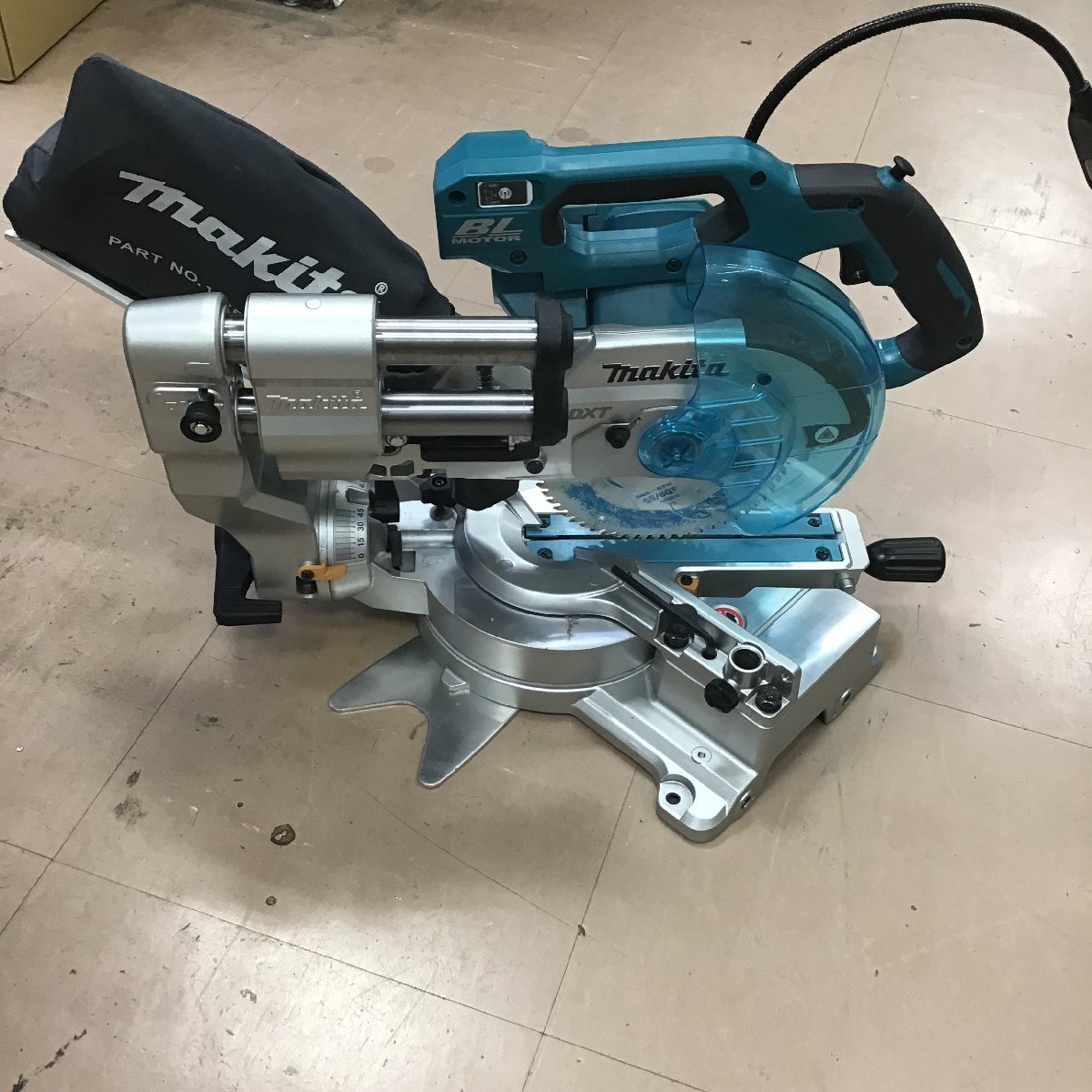 NA LUさま専用 美品 / 動作品】☆マキタ(makita) コードレススライドマルノコ LS610DZ