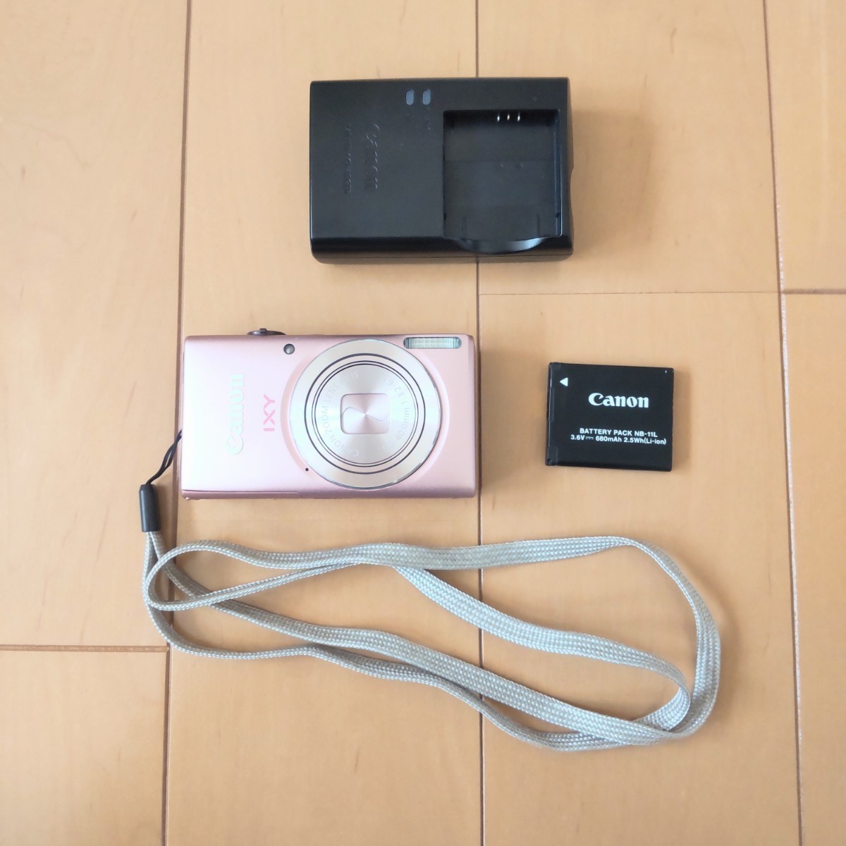 Canon IXY デジタルカメラ 本体と充電器 CANON IXY 100F ピンク 本体 