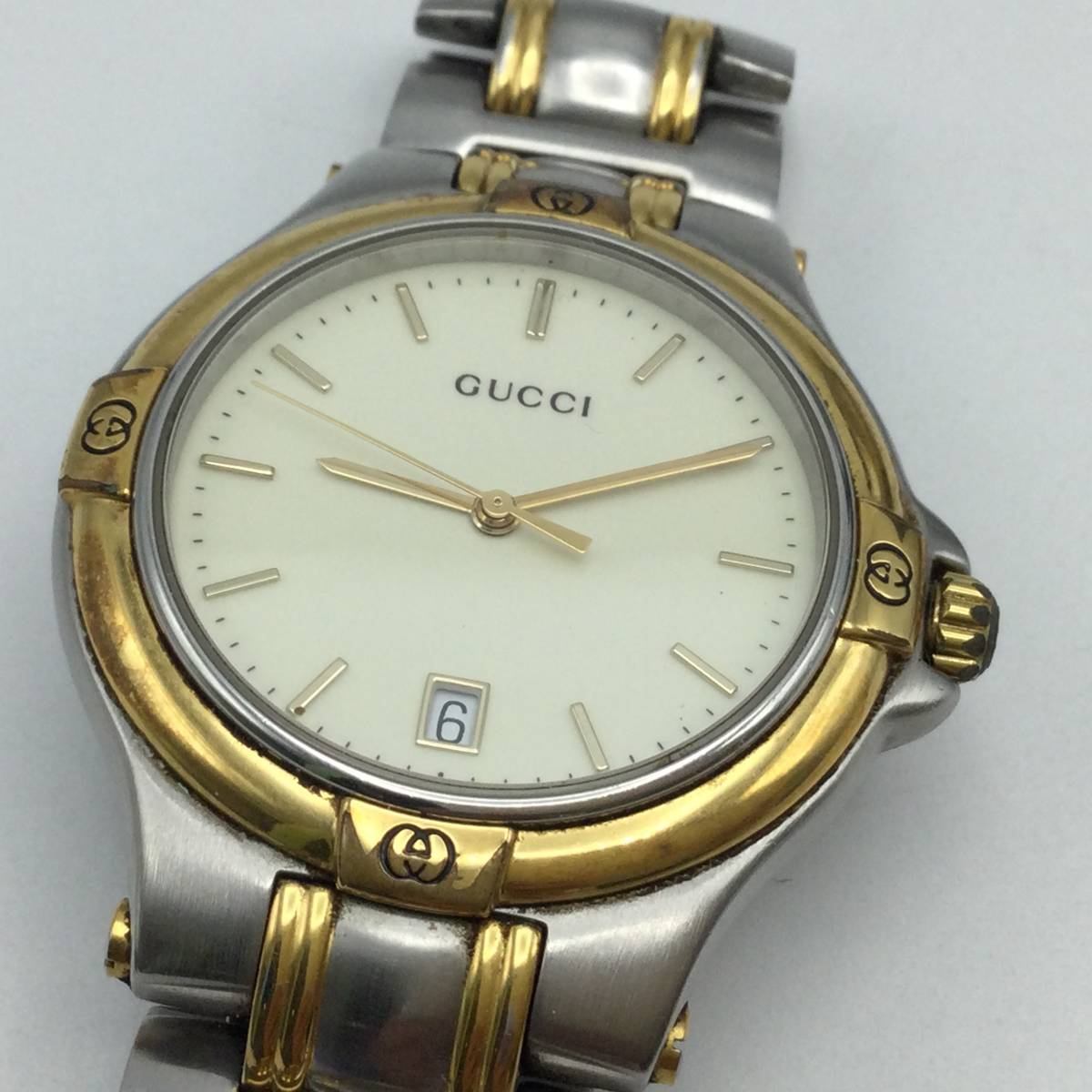 R131◎【QZ/稼働】GUCCI グッチ 9040M メンズ腕時計 クォーツ デイト