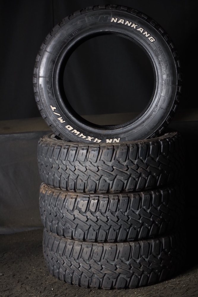 NANKANG NK 4x4WD M/T 165/65R14 4本セット　中古 バリ山!! ナンカン NK 4×4WD M/T 165/65R14 4本セット タイヤ