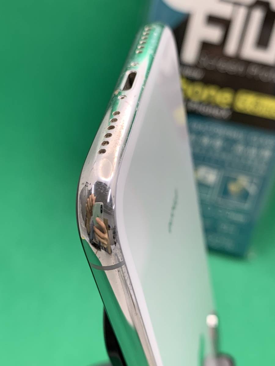 ☆バッテリー新品 iPhone X 256GB SIMロック解除済み 最大容量100