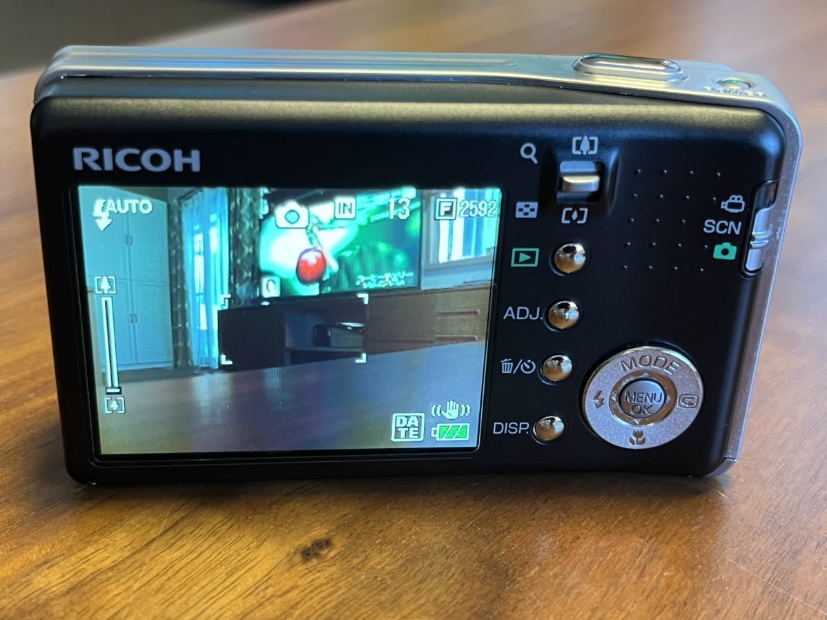 RICOH リコー Caplio R5 7.1x OPTICAL WIDE ZOOM LENS 7.0 MEGA PIXELS