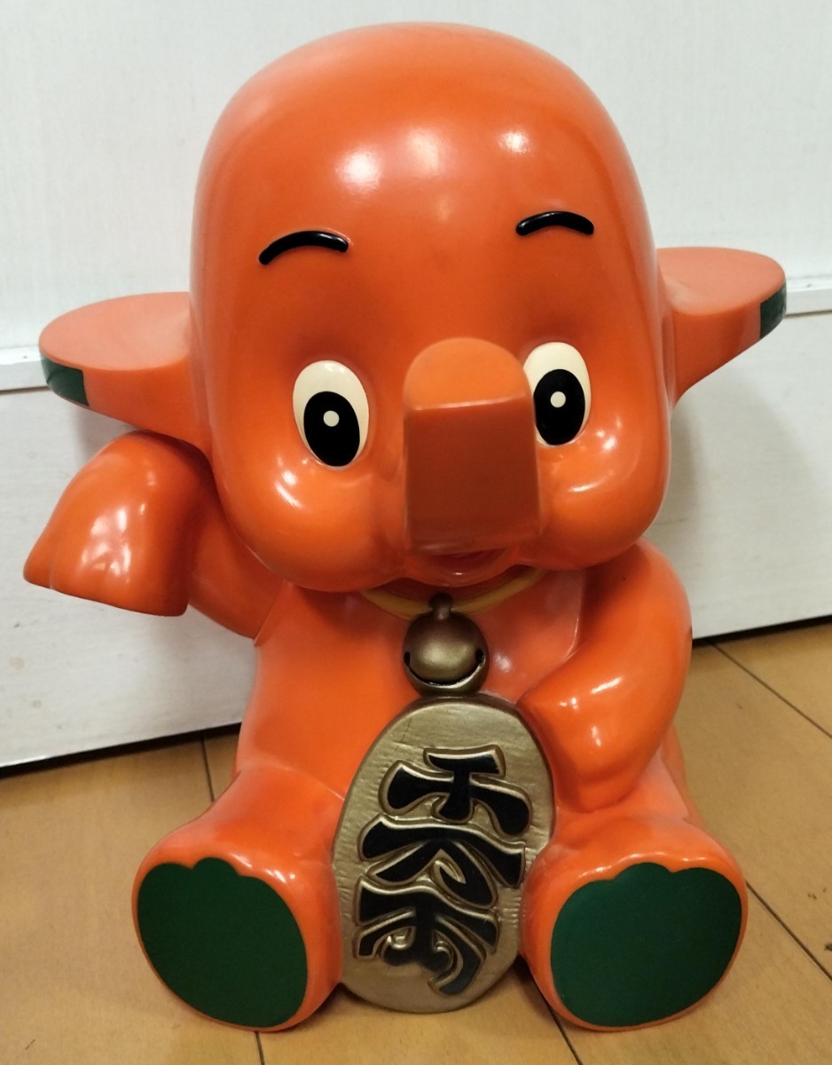 【数量限定，2025】 サトちゃん 招き猫 コインバンク 貯金箱 佐藤製薬 非売品 縦約26㎝ 横約24㎝(キャラクター)｜売買されたオークション情報、yahooの商品情報をアーカイブ公開 - オークファン キャラクター