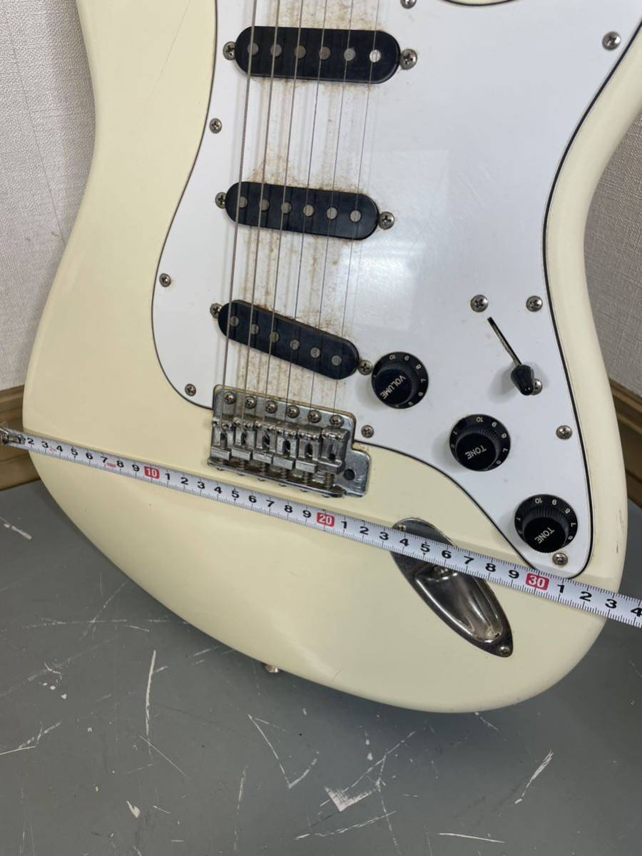 ジャンク】Fender Squier Stratocaster ストラトキャスター エレキ