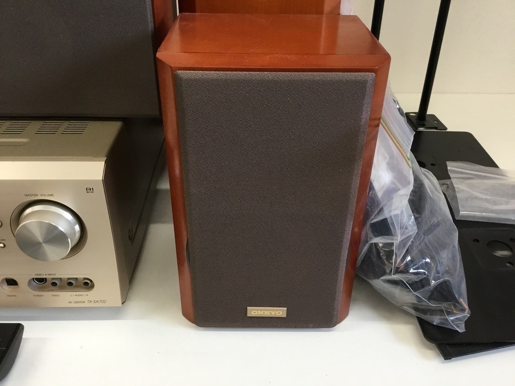 【ジャンク】ONKYO ミニコンポ ラディアンM9 オーディオ機器 【ジャンク】ONKYO ミニコンポ ラディアンM9