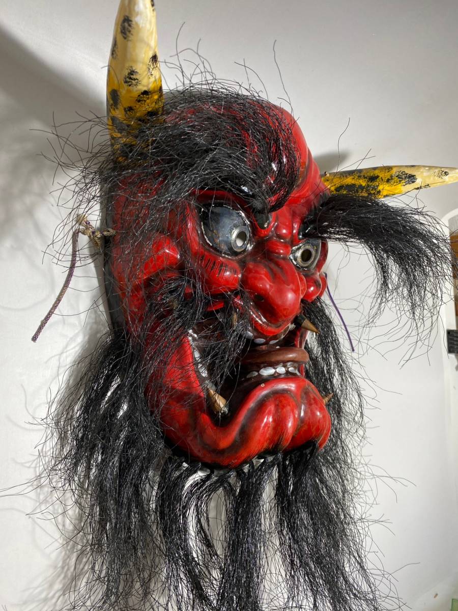 赤い鬼の神楽面 石見神楽面 鬼 赤鬼 魔除け インテリア 伝統芸能 壁掛 面 伝統工芸