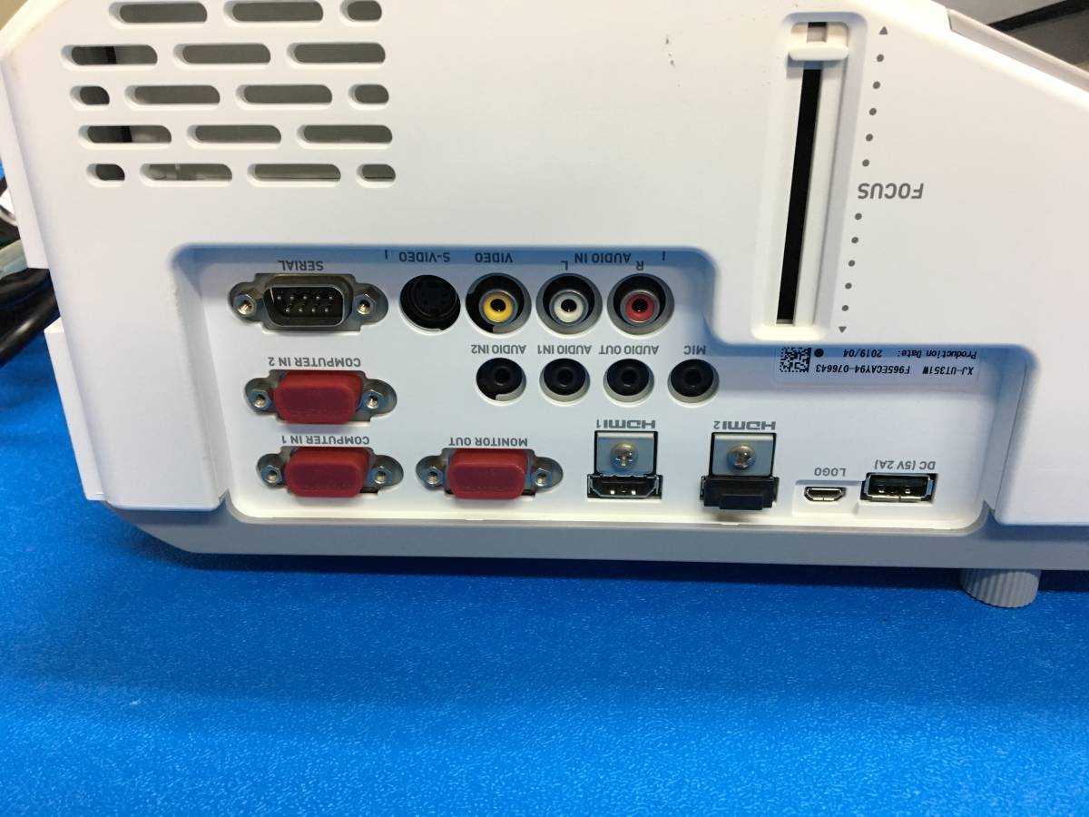 中古 CASIO プロジェクター XJ-UT351W 2019年製 【公式通販】