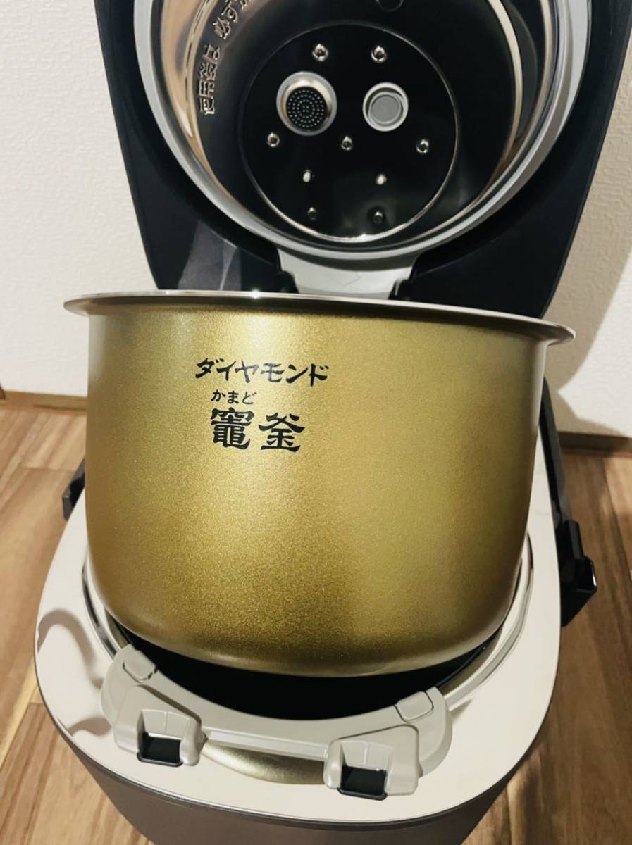 美品】Panasonic 可変圧力IHジャー 炊飯器 SR-MPA18E8 ダイヤモンド竈