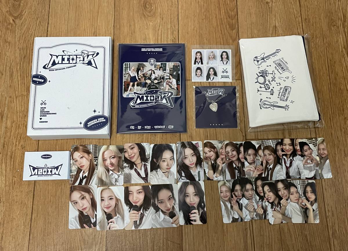 ITZY イッチ イッジ 韓国 FC MIDZY 3期 ファンクラブ 限定 入会特典 グッズ ウェルカム キット セット