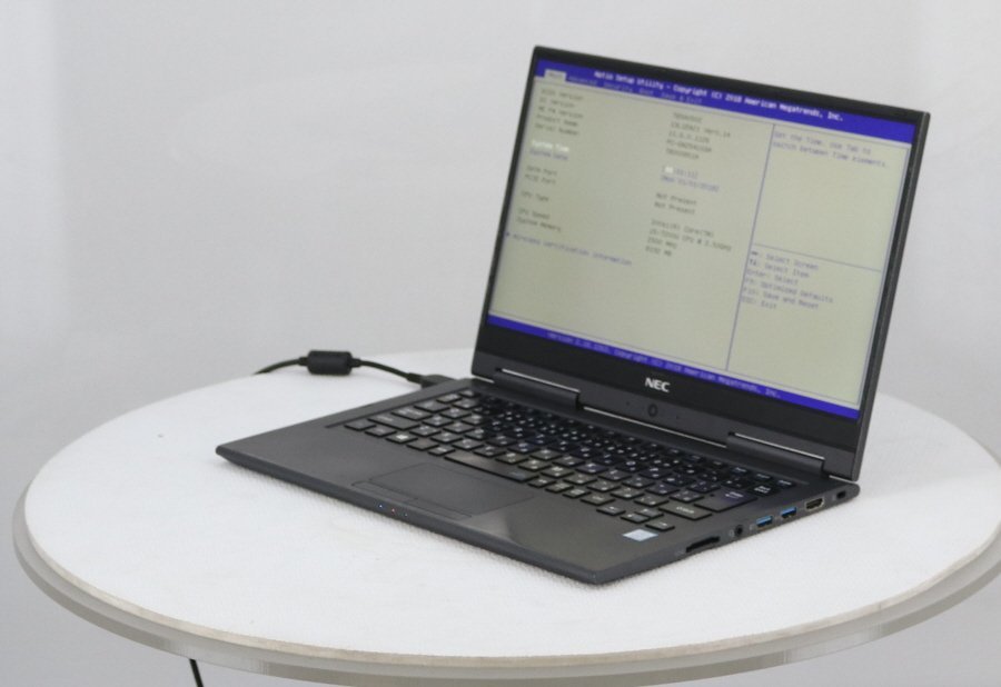 NEC PC-GN254U1GA LAVIE Direct Core i5 7200U 2.50GHz 8GB □現状品