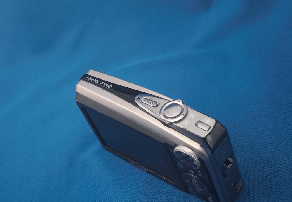 FinePix F50fd FUJIFILM シルバー ＃A345 デジタルカメラ Fujifilm