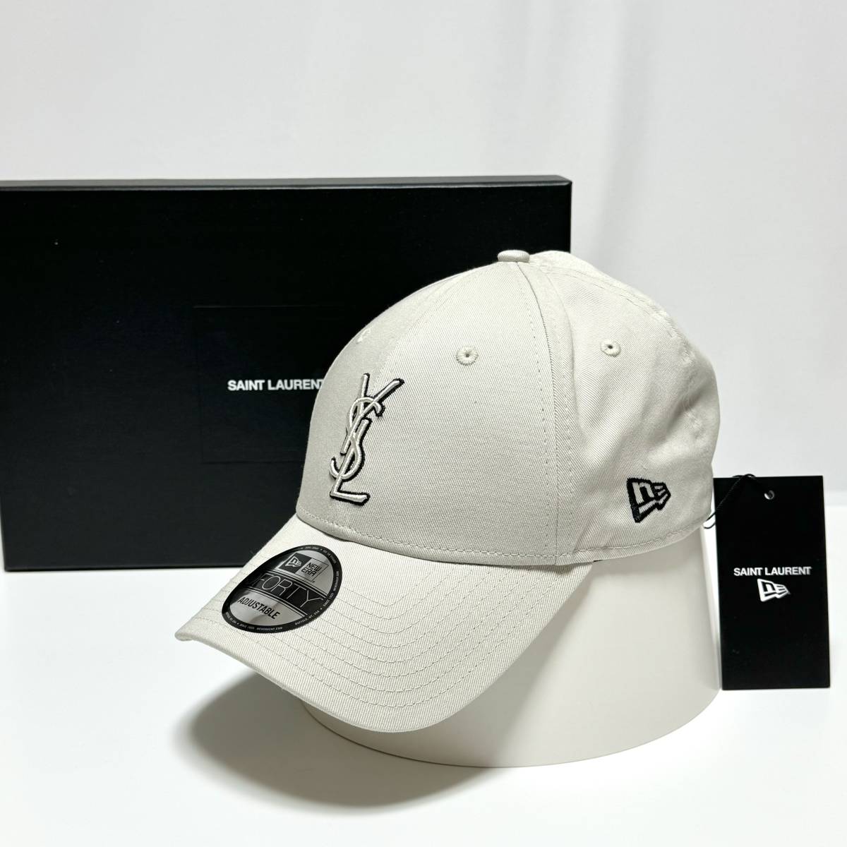 新品未使用】SAINT LAURENT サンローラン ロゴ ほぼ未使用)SAINT