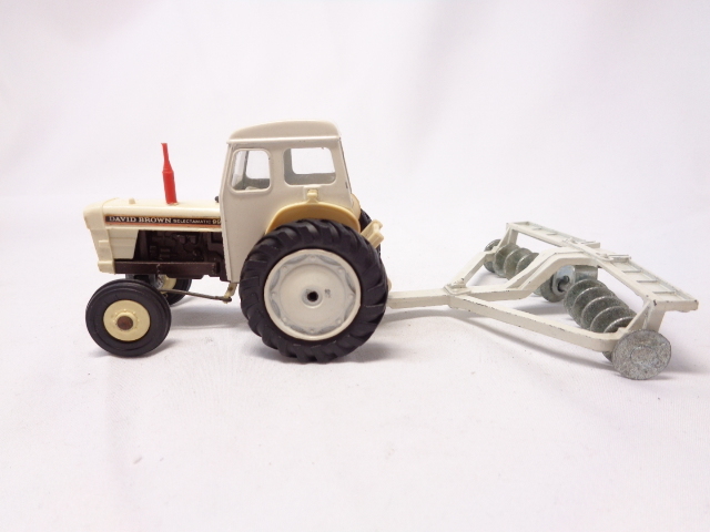 Brown Dinky David Leaflet Sign Cab DINKY TOYS 325 DAVID BROWN
