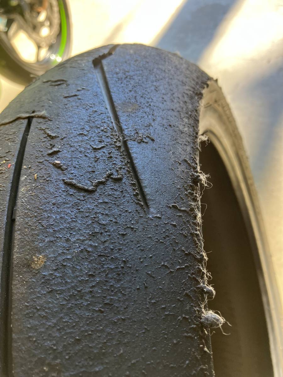 ピレリ スーパーコルサv3sc1 150/60ZR17 中古