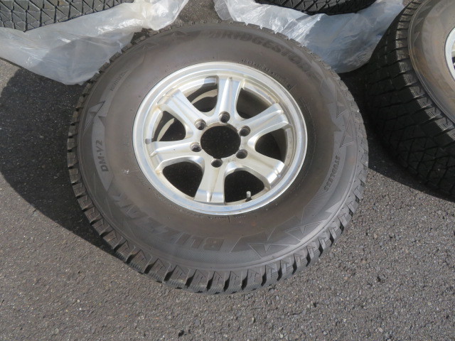 ブリヂストンBLIZZAK DM-V2スタッドレスタイヤ・ホイール４本セット ブリヂストン DM-V2 ブリザック トヨタ RAV4&frasl;三菱 2026年