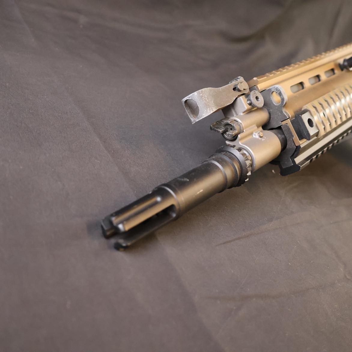 東京マルイ 次世代電動ガン タンカラー SCAR-L CQC マガジン2本付き