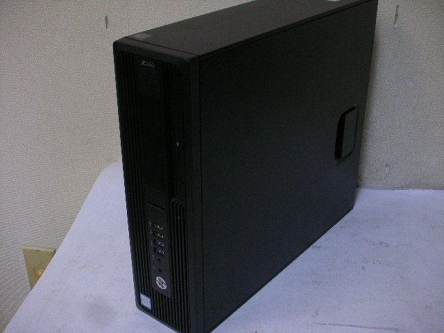 HP Z240 SFF WorkStation(Xeon QuadCore E3 1245 V5 3.5GHz/8GB/SATA
