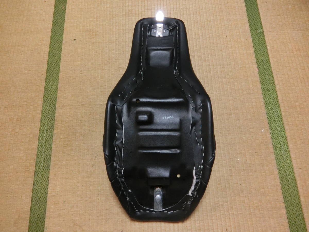 FXR 純正 タックロール ハーレー チョッパー エボ ショベル フリスコ FXRT FXRP FXRS FXRC FXRD 1340 クラブスタイル ハーレーダビッドソン FXR エボ 純正 シウンクラフトワークス 1988年式 クラブ
