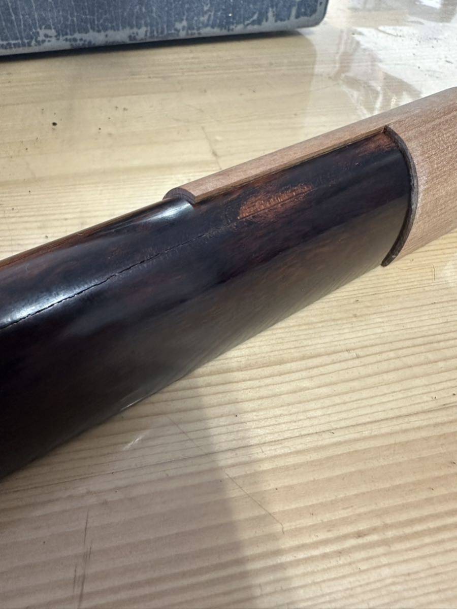 三味線 中棹 紅木(トチあり) 子持ち綾杉胴 二枚溝金細 ハード