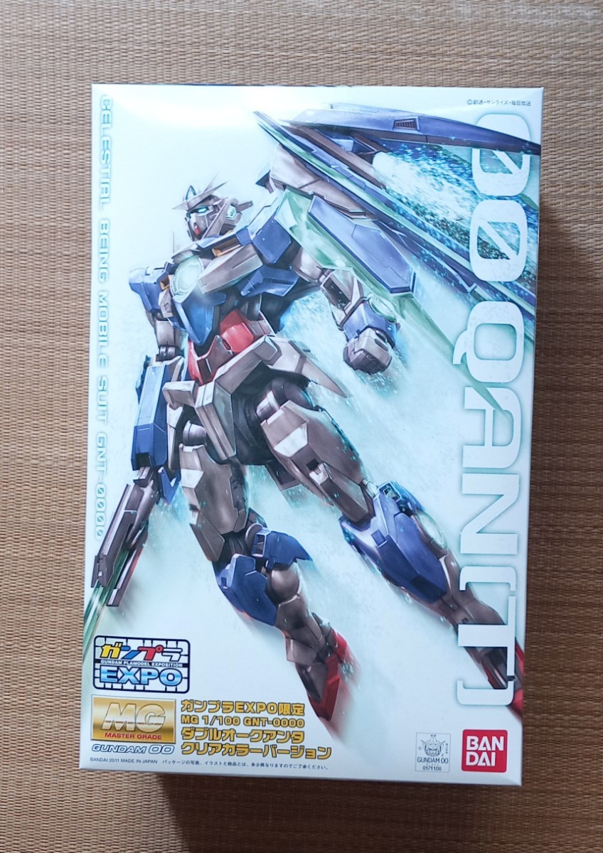 新品 未使用 ガンプラEXPO限定MG 1/100 GNT-0000 ダブルオークアンタ