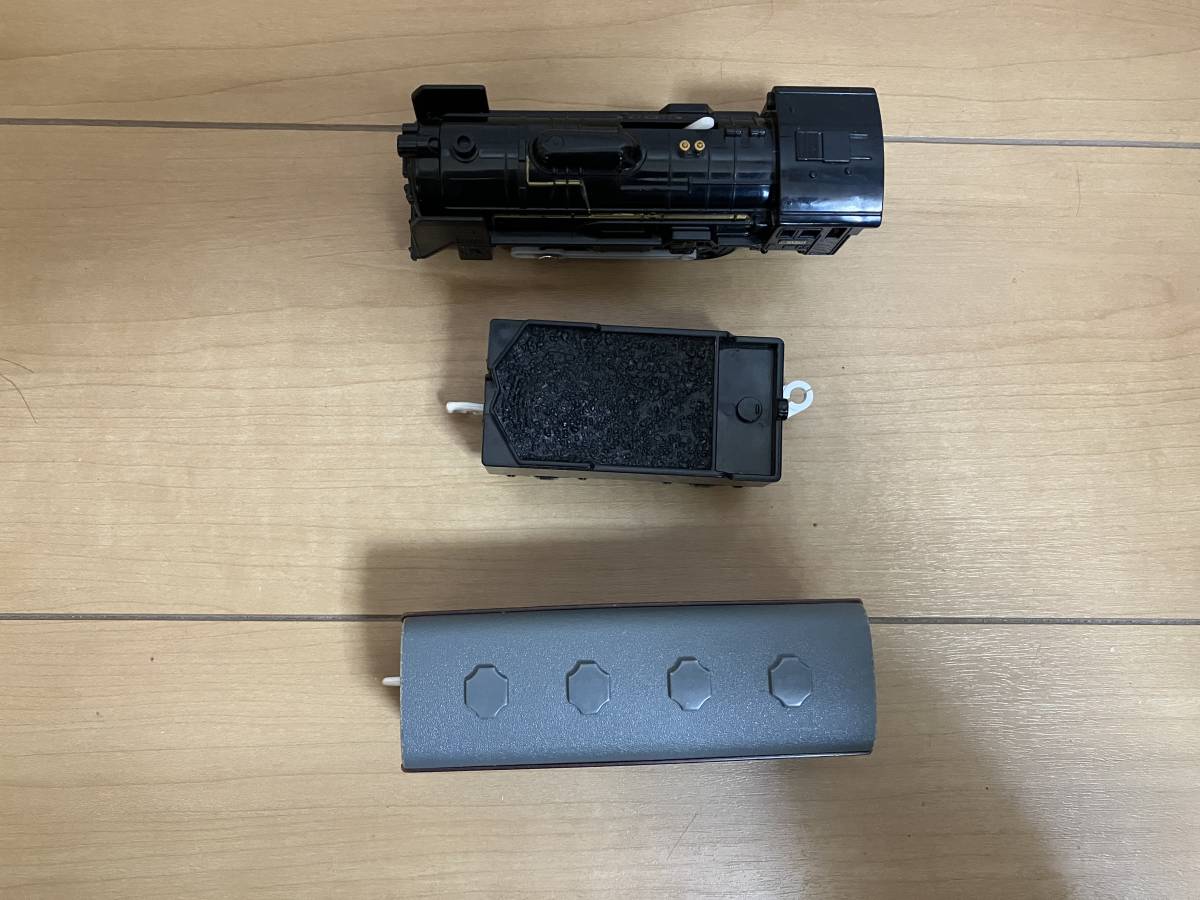 プラレール ライト付C61 20号機蒸気機関車_5