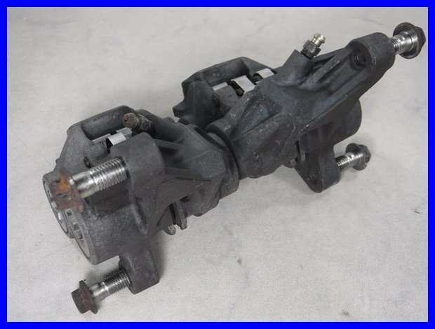 △ガ842 XJR400R RH02J フロントブレーキキャリパー 60_5