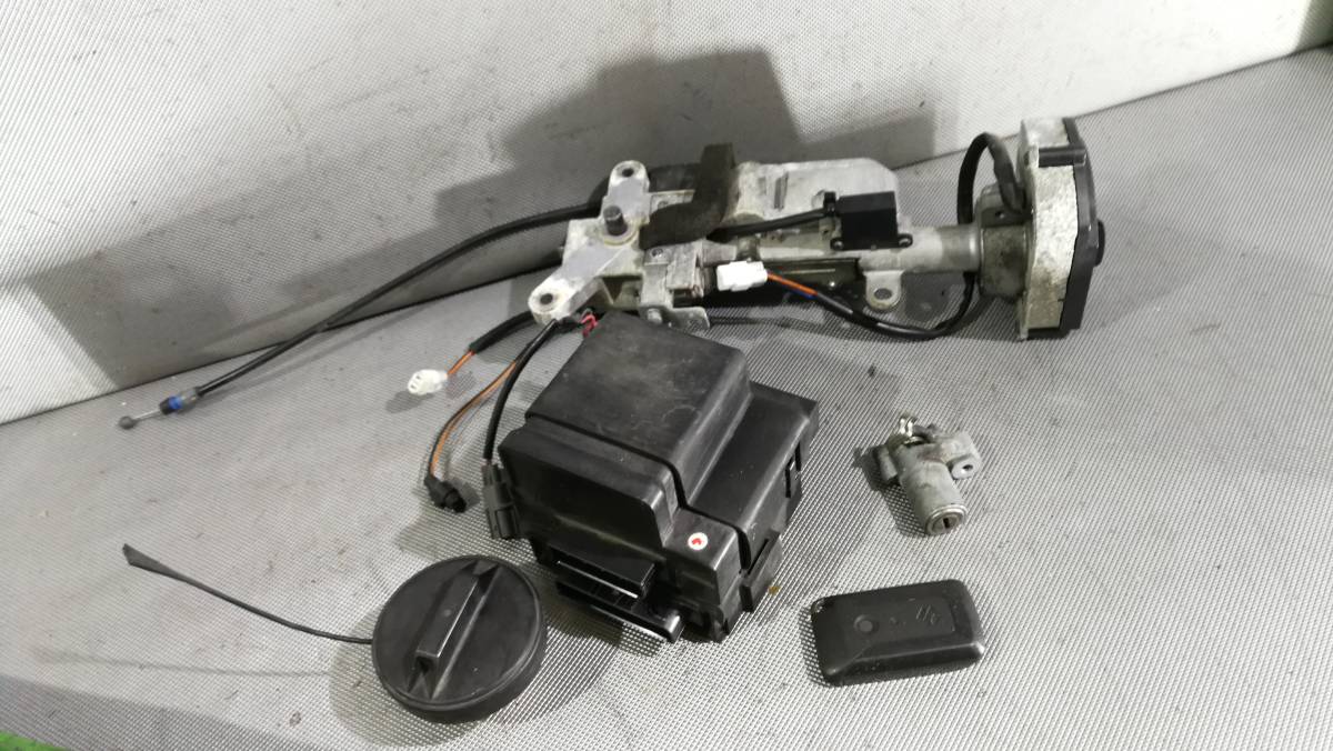 DO57 CJ46A スカイウェイブ 250 キーセット CDI