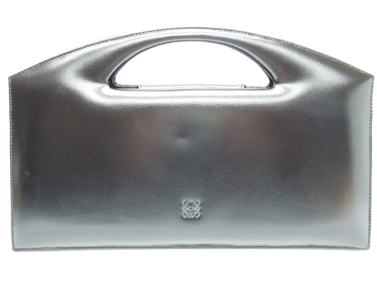 ロエベ ナッパレザー アナグラム ショルダーバッグ 白 ヴィンテージ