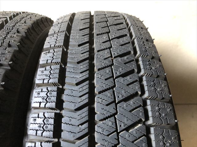 激安中古スタッドレスタイヤ 155/65R13 73Q BS BLIZZAK VRX 2 21年製 4 