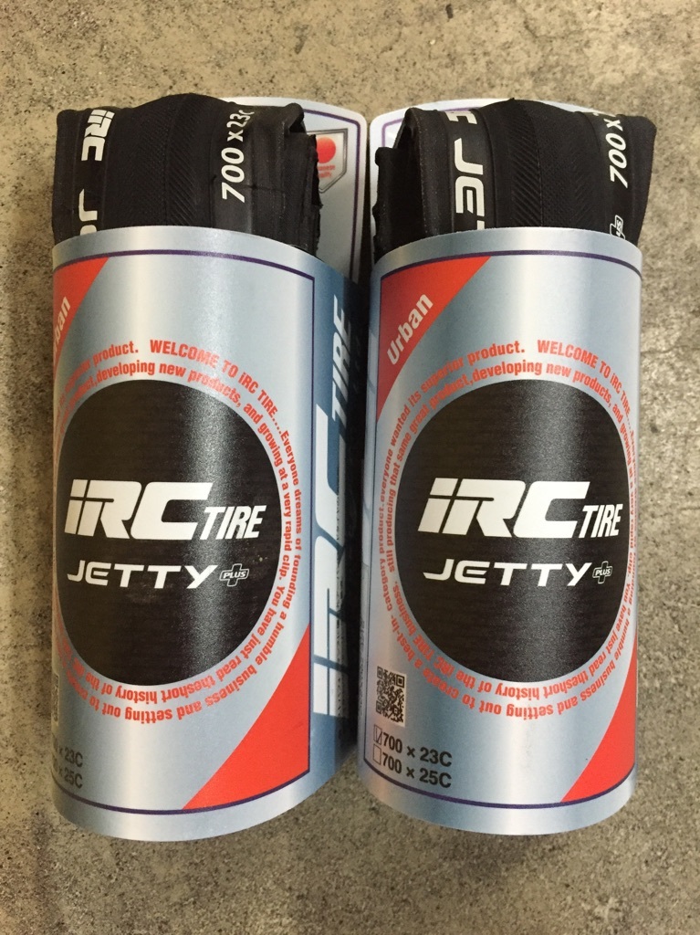 IRC　700X23C　JETTY　PLUS　ブラック　2本セット