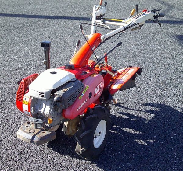 ヤンマー歩行型トラクター