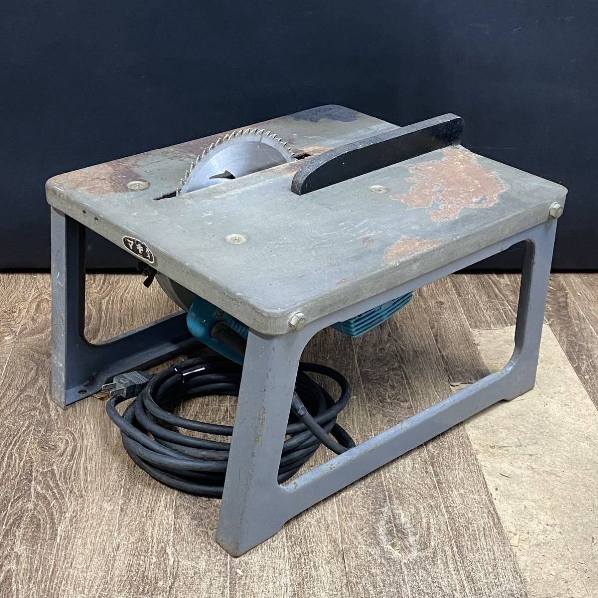 現状渡し■makita マキタ テーブルソー 丸鋸盤 卓上丸のこ 7型マルノコ 電動工具 切断機 8130053 5800NB 中古■兵庫県姫路市発 N横