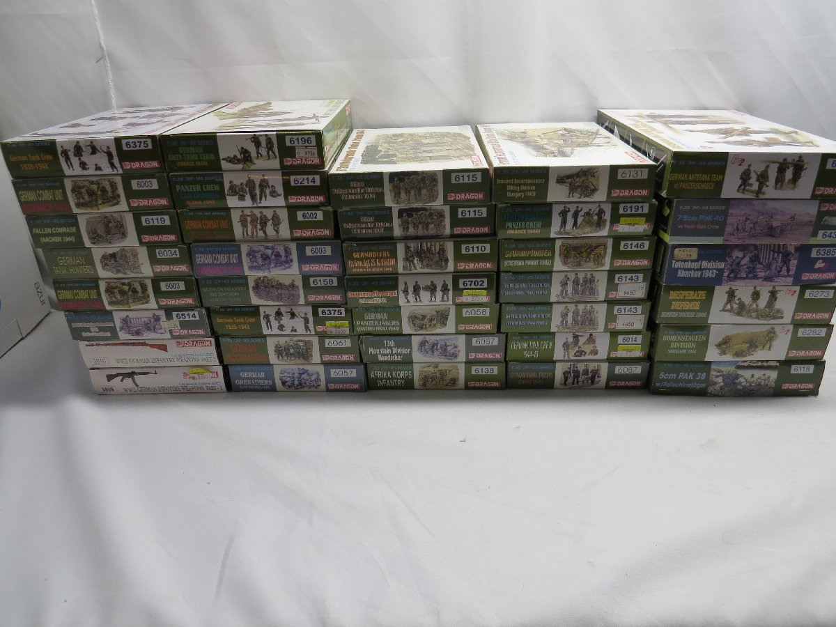 【中古】DRAGON ドイツ軍 兵士 武器 アクセサリー 重複あり その他 36点セット（大）