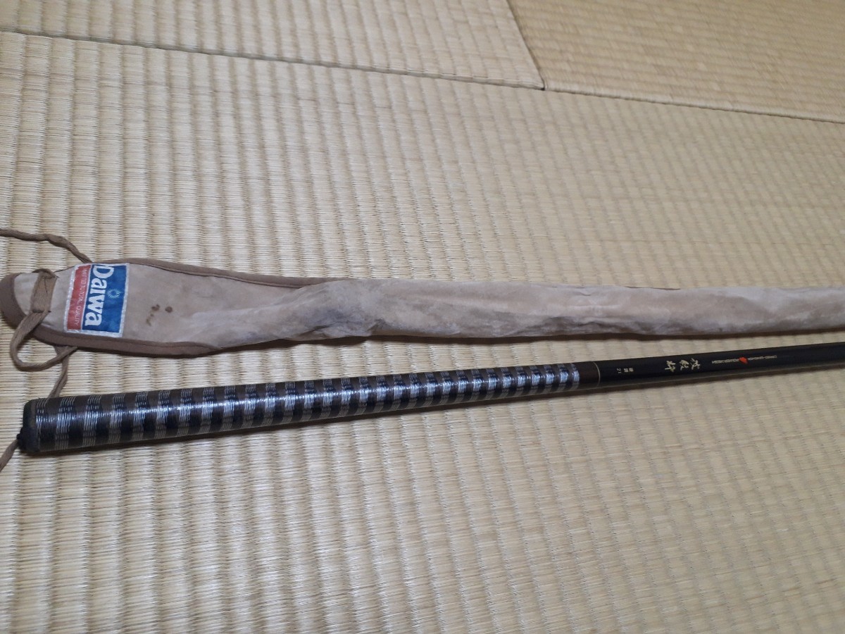 ダイワ　振出し鯉竿　CWPM波紋粋　硬調21尺