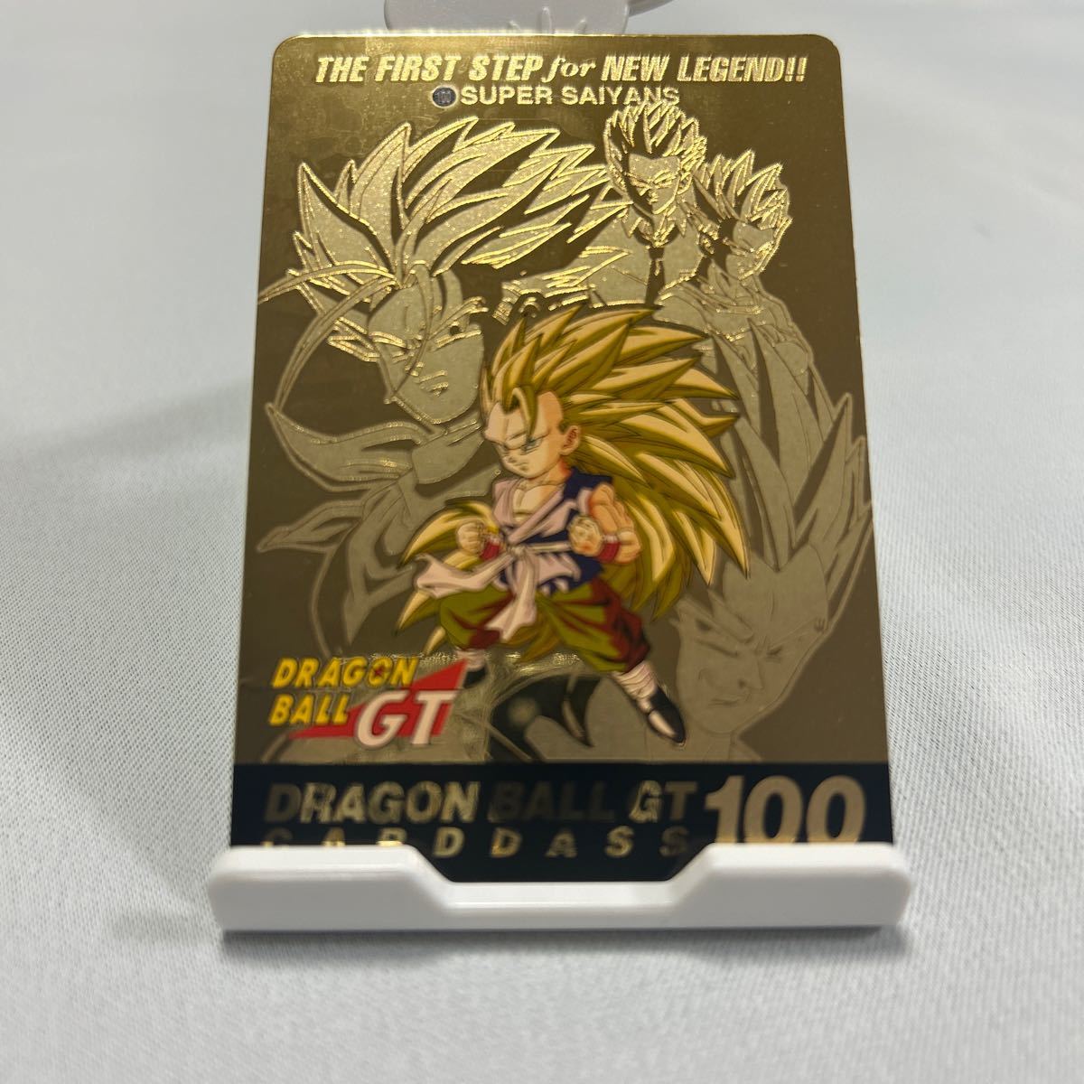 入手困難ドラゴンボールGT ドラゴンボールカードダス No. 100 ゴールド