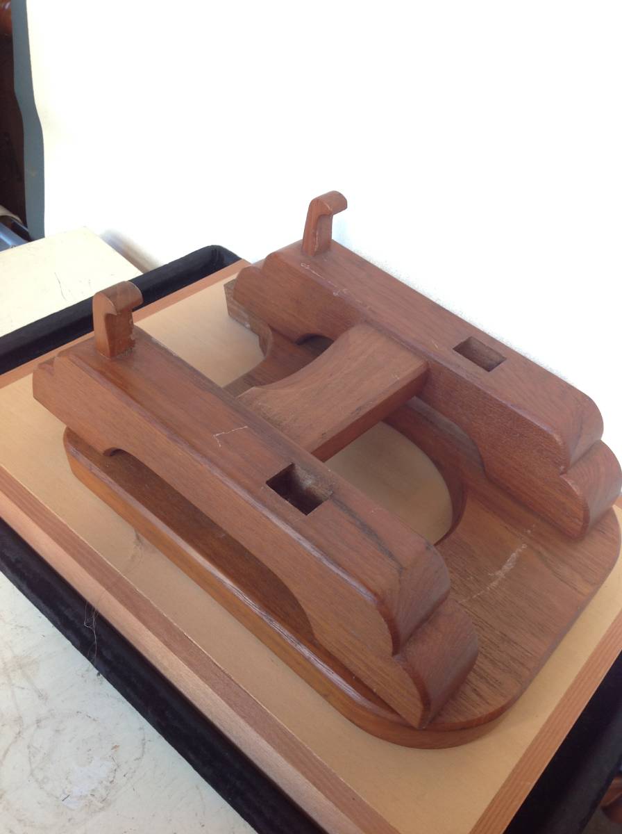 レトロ 木製 重厚 飾り台 皿立て_5