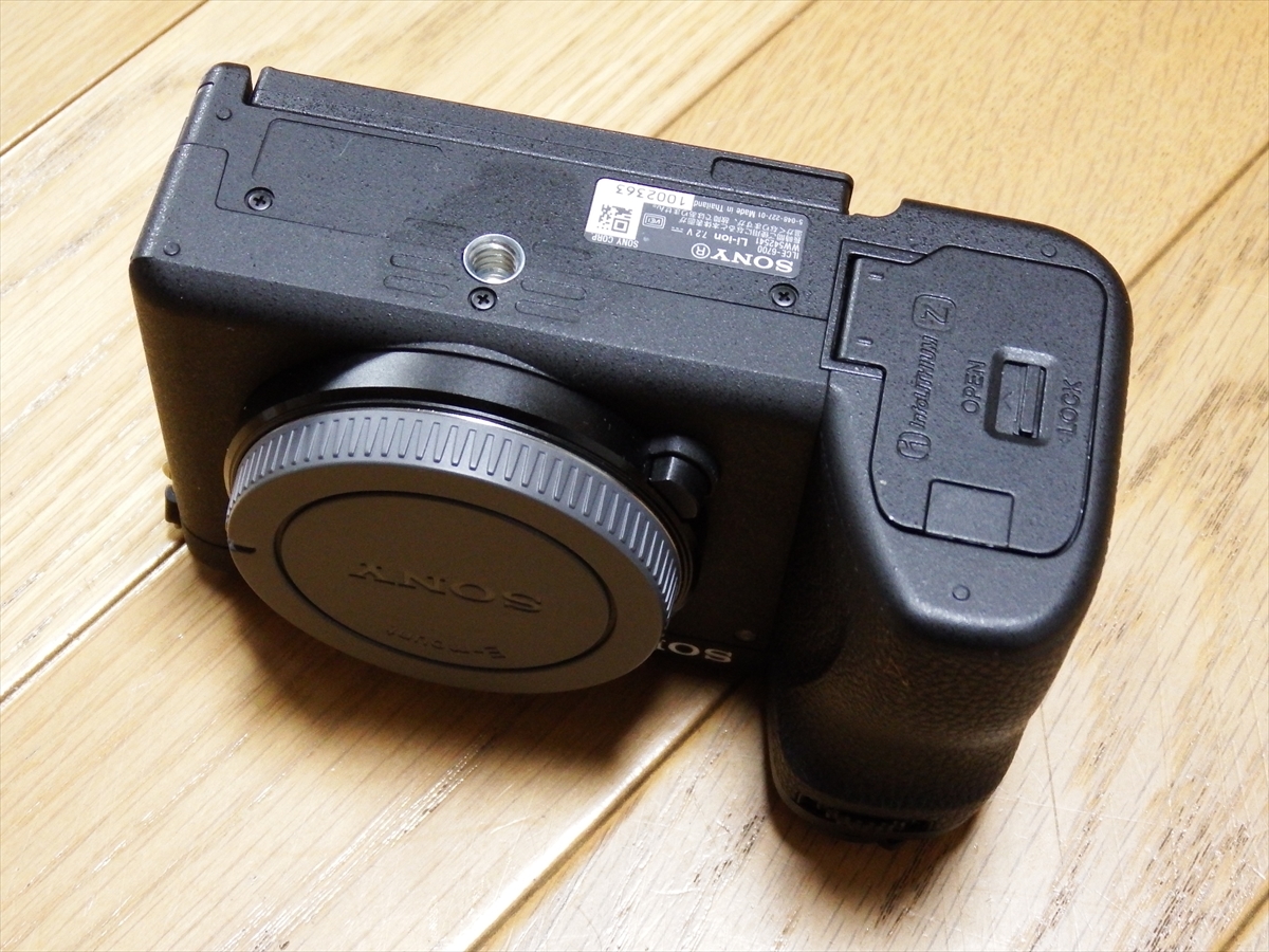 美品】 SONY ソニー α6700 ボディ ILCE-6700 【公式通販】