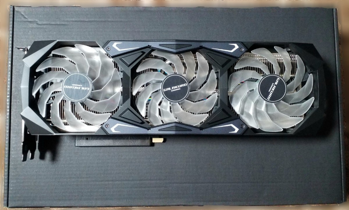 玄人志向 NVIDIA GeForce RTX3090 24GB GALAKURO グラボ｜Yahoo