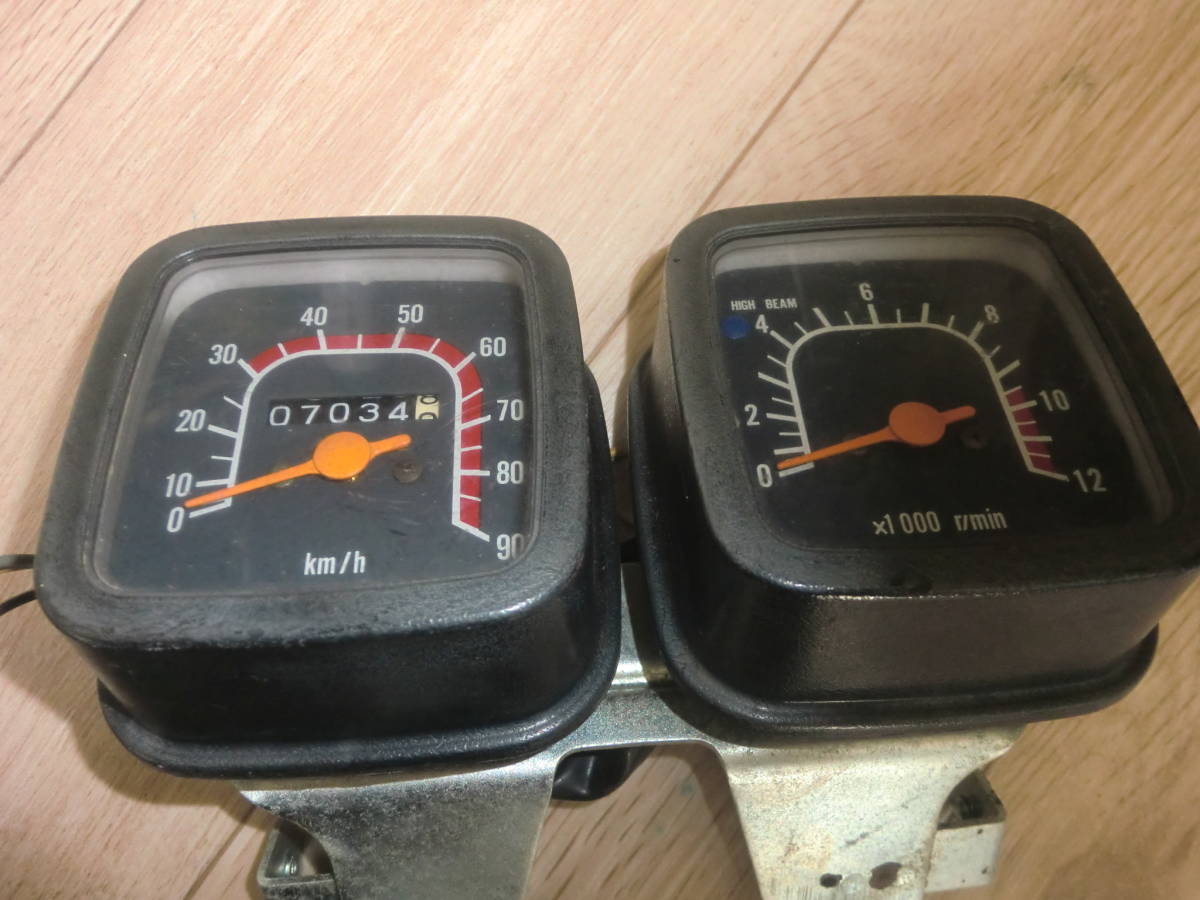 【SUZUKI TS50ハスラースピードメーター及びタコメーター】 ハスラー TS50 ? スピードメーター( 7034Km 低走行) 作動確認済み