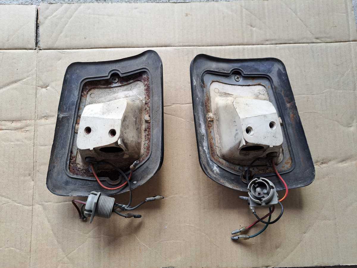 ホンダ　Ｎ360　Nコロ　テールランプ　ウインカー　テールランプ兼ウインカーレンズ　左右セット_2