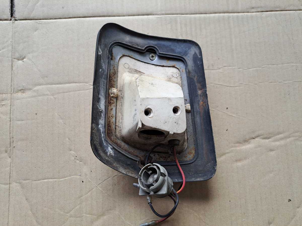 ホンダ　Ｎ360　Nコロ　テールランプ　ウインカー　テールランプ兼ウインカーレンズ　左右セット_4