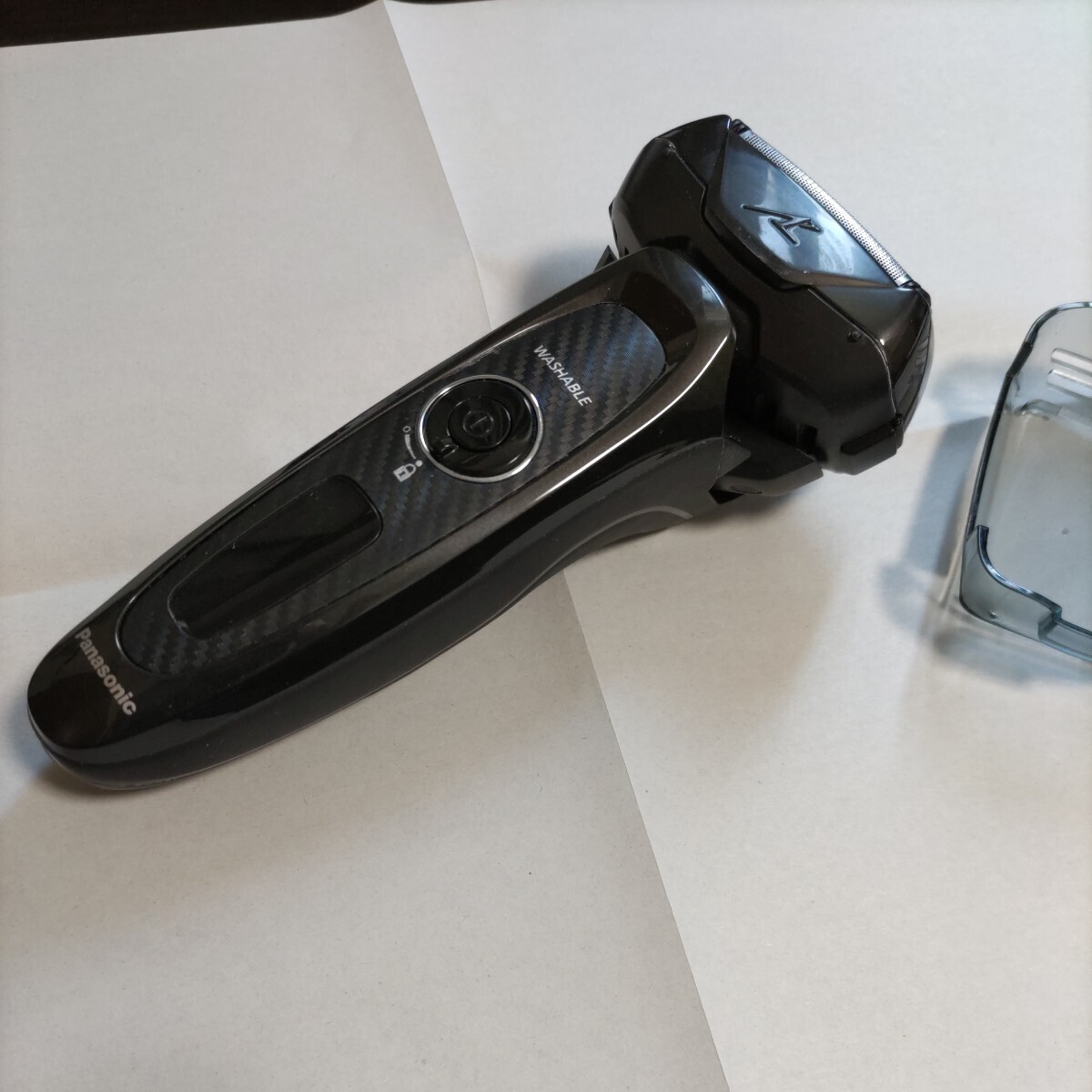 パナソニック 電気シェーバー ラムダッシュ ES-CLV56です。新品の替え刃付き。_1