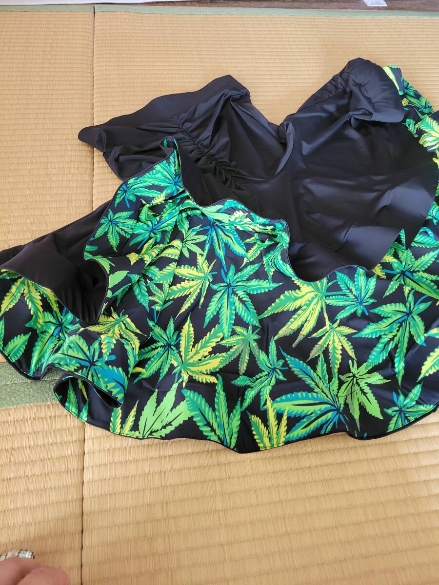 社交ダンスドレス、ラテン上下グリーン黒、色彩素敵で華やか、M_6