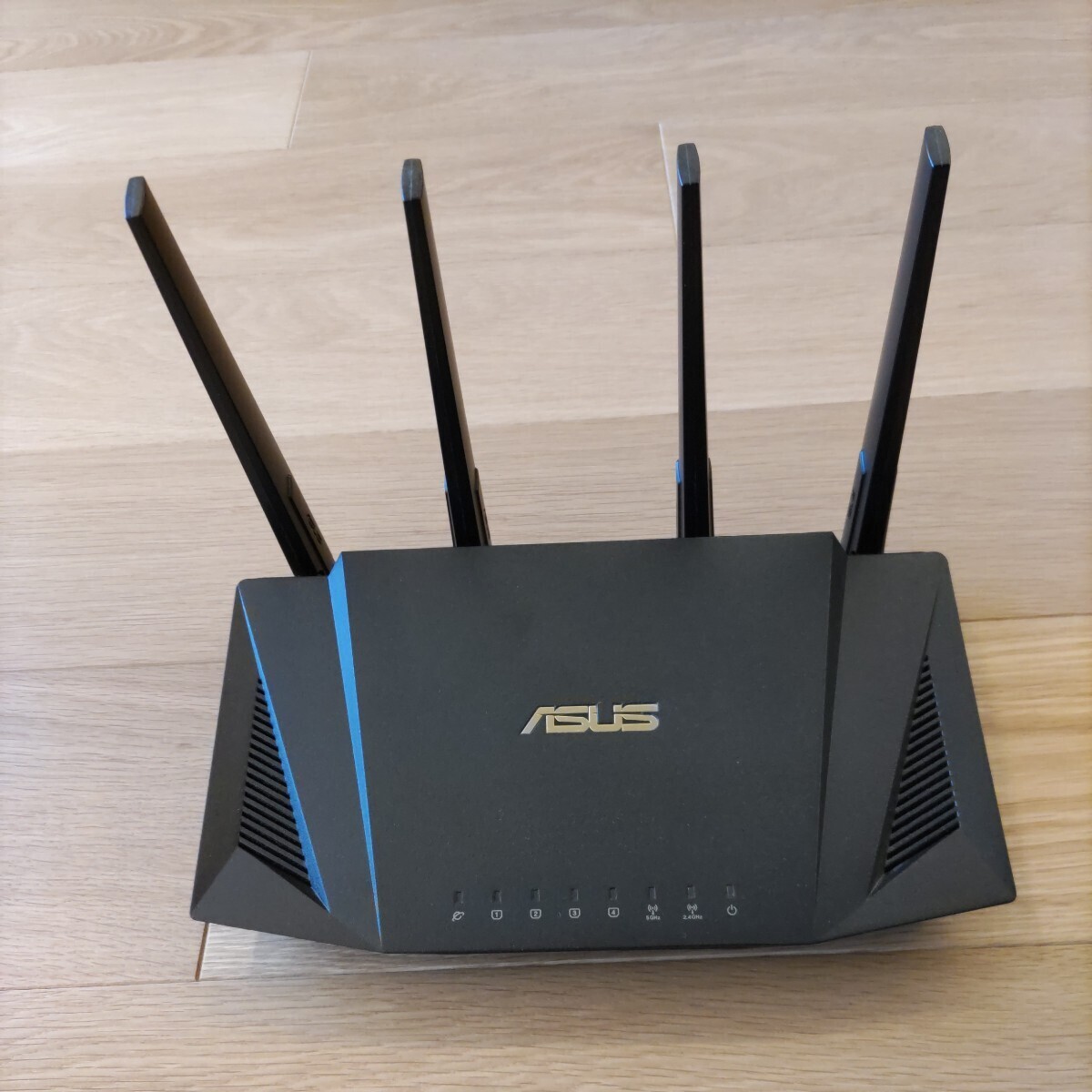 ASUS 無線LANルーター RT-AX58U (AX3000 Dual Band)です。_1