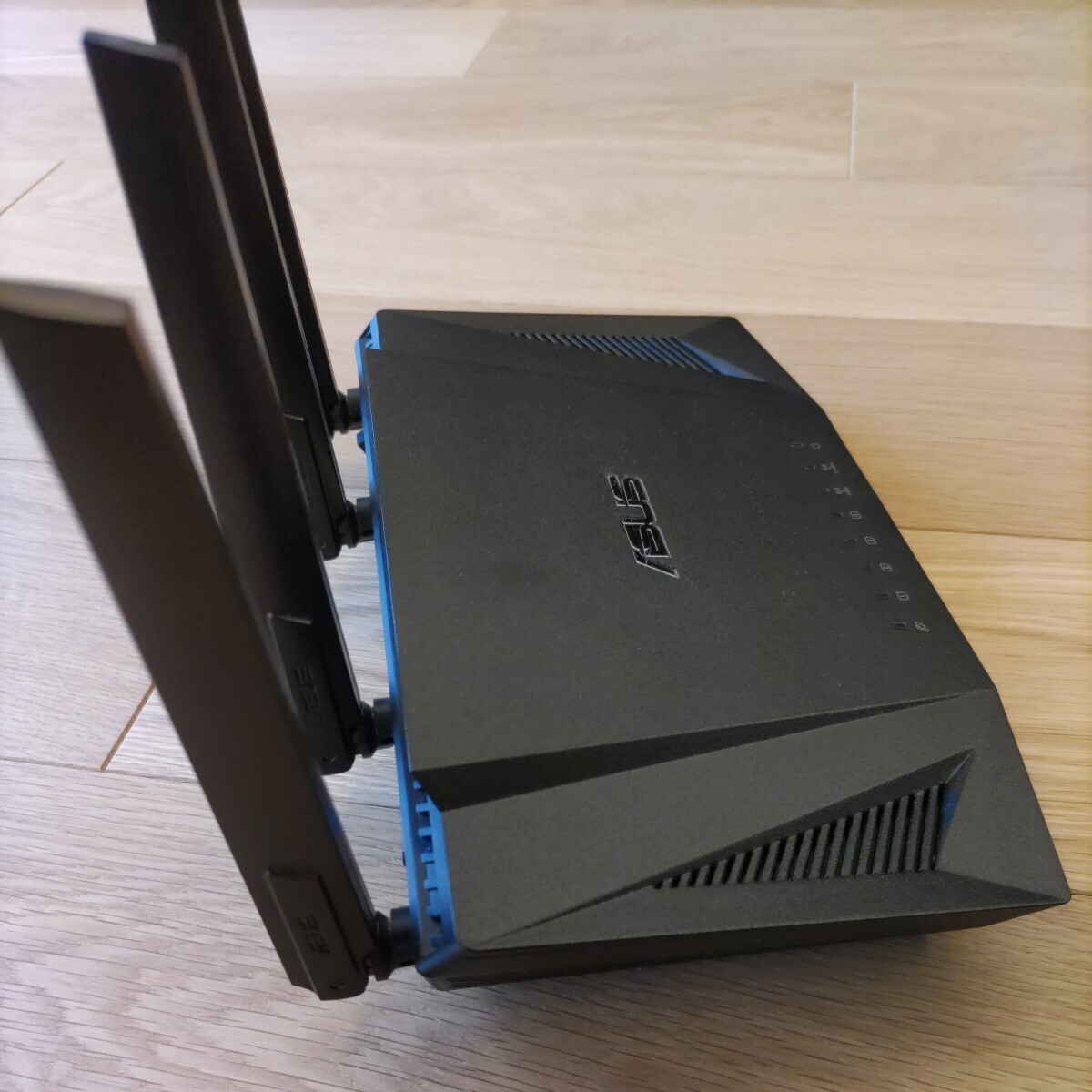 ASUS 無線LANルーター RT-AX58U (AX3000 Dual Band)です。_3