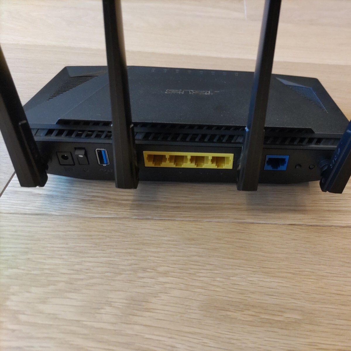 ASUS 無線LANルーター RT-AX58U (AX3000 Dual Band)です。_4